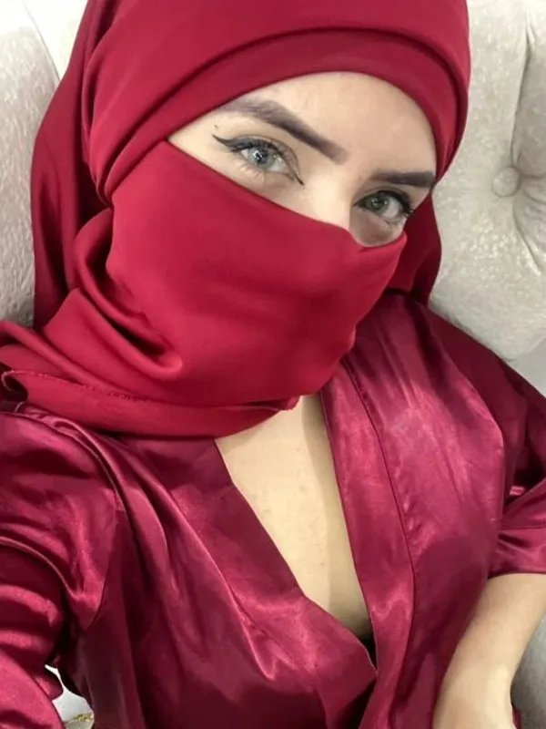 Parkplatzsex Nahomi, 29 aus Frankfurt am Main