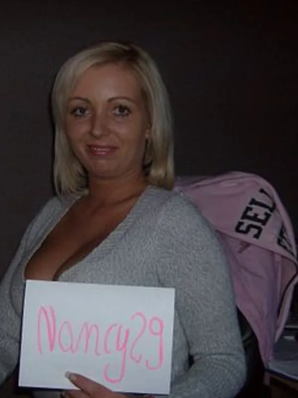 Parkplatzsex Nancy29, 47 aus Meerbusch