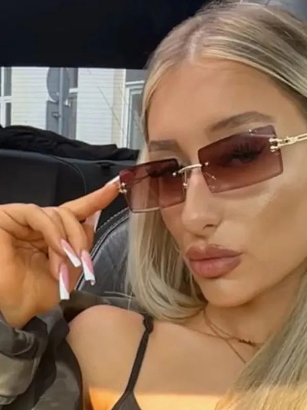Parkplatzsex NatalieSusse, 19 aus Dortmund