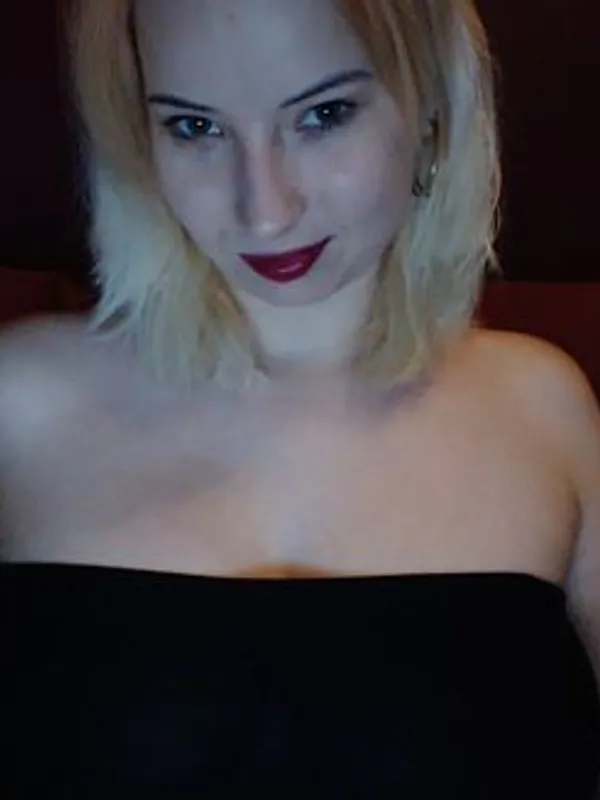 Profilbild von NaughtyLips, 36 Jahre aus Lausanne