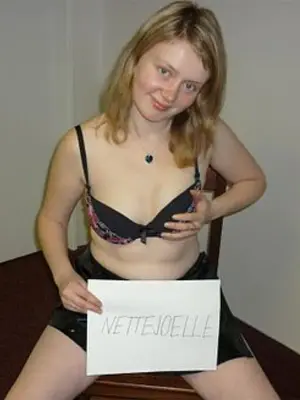 Weiteres Foto von NetteJoelle – Anmelden zum Freischalten