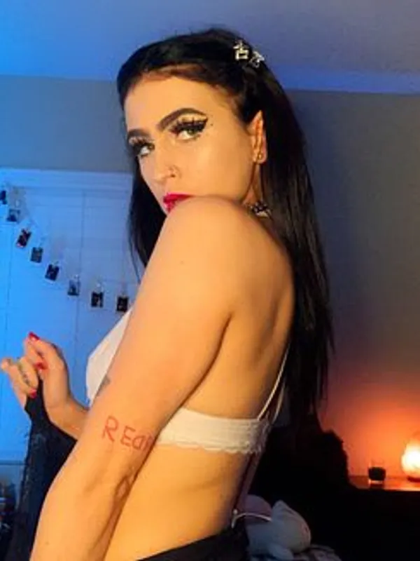 Parkplatzsex Nightmarebaby, 25 aus Mosbach