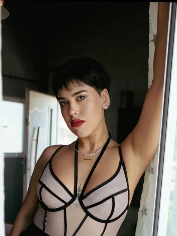 Parkplatzsex Nika-Devil, 33 aus Pradl