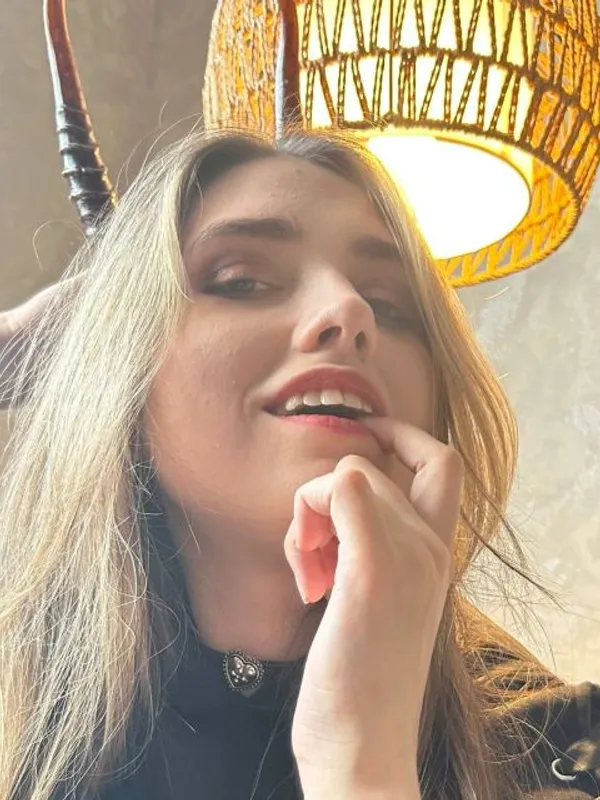 Parkplatzsex NocturneHuntress, 22 aus Berlin