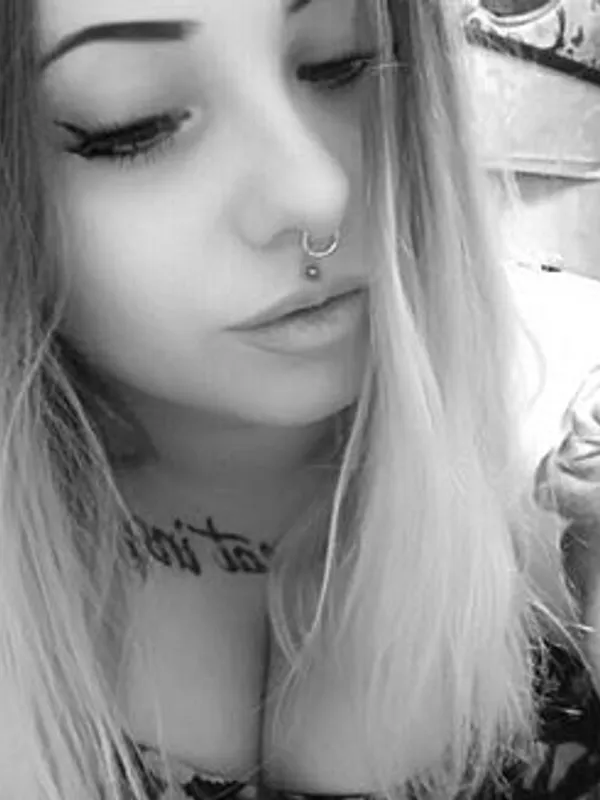 Parkplatzsex PreciousBae, 30 aus Saarbrücken