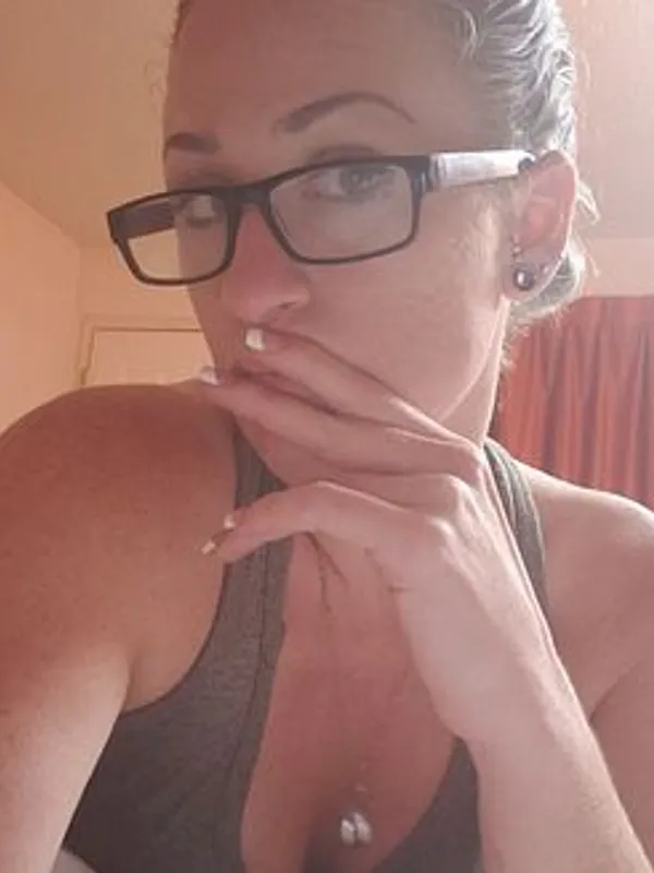 Parkplatzsex Purrty_Pink, 35 aus Berlin