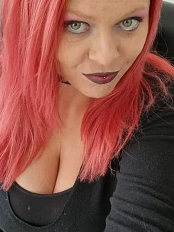 Parkplatzsex RainbowLizzy, 37 aus Äußere Neustadt