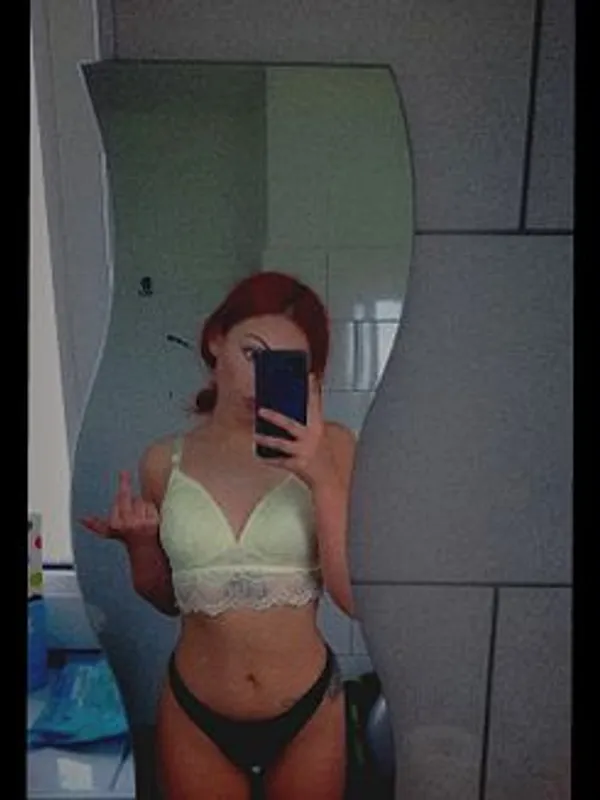 Parkplatzsex RedDevilPussy, 24 aus Sinzig