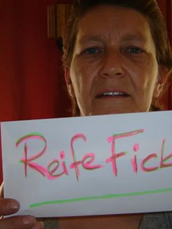 Parkplatzsex ReifeFicklady, 65 aus Yverdon-les-Bains