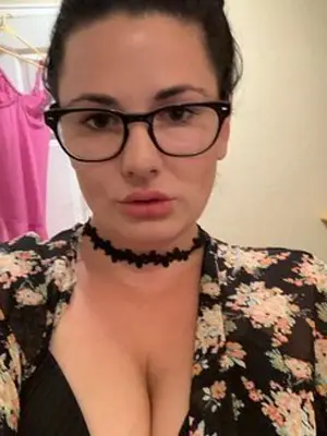 riley_marie, 38