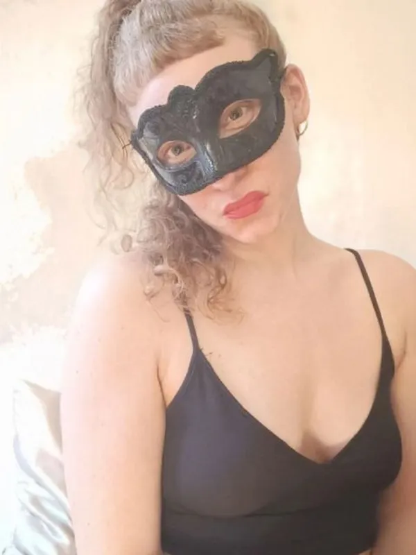 Parkplatzsex Rosaliie, 39 aus Berlin