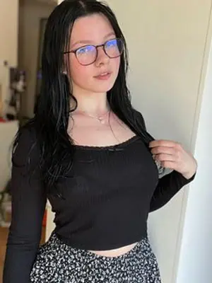 Roxi_black, 21