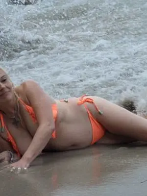 s*xyMARCELLa, 65