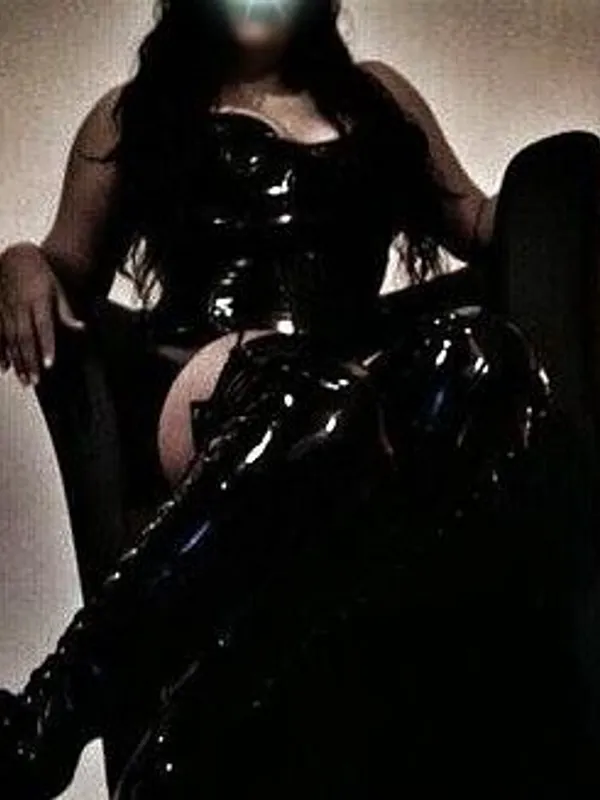 Parkplatzsex Sado-Fernanda, 36 aus München