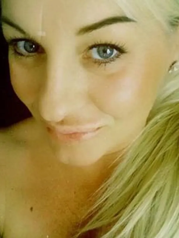 Parkplatzsex Sarah-1, 42 aus Peine