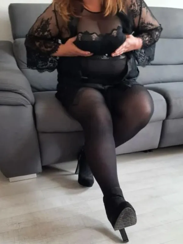 Parkplatzsex Sarah-49, 57 aus Bayreuth