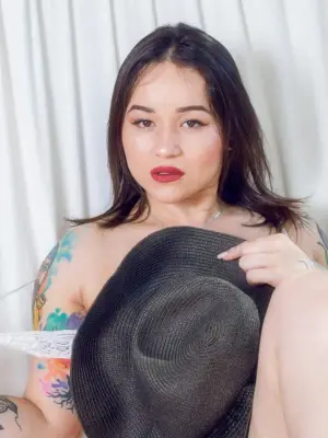 SarahThompson, 30