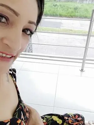 Saralove77, 48