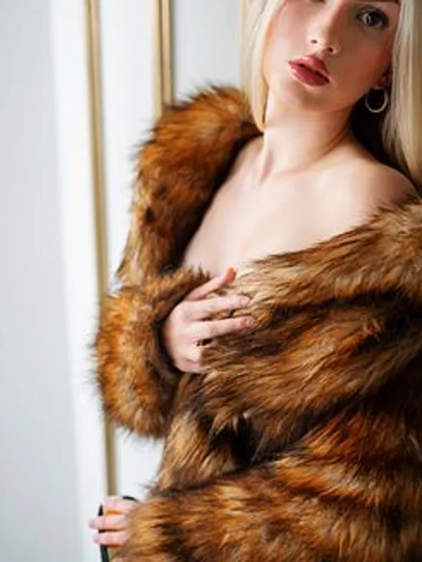 Parkplatzsex ScarlettSensual, 22 aus Berlin