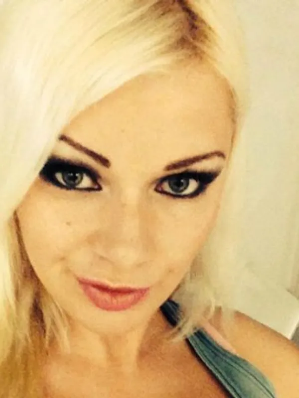 Parkplatzsex SelinaHH, 32 aus Hamburg