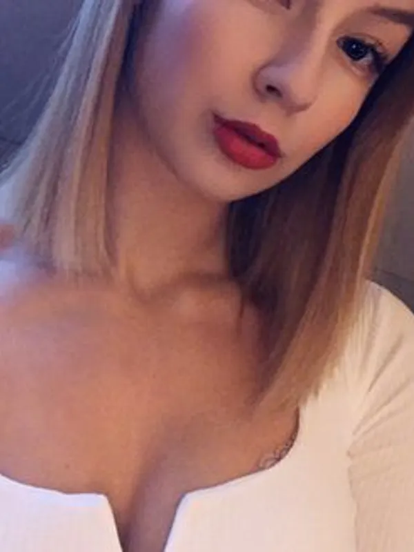 Parkplatzsex sexgirl89, 25 aus Saarbrücken