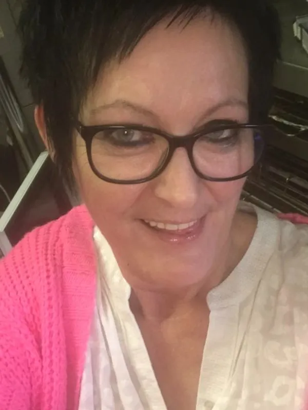 Parkplatzsex Sexy-Milf, 55 aus Berlin