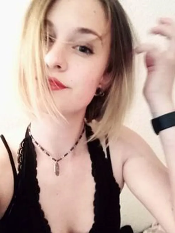 Parkplatzsex sexyanna97, 28 aus Moosburg