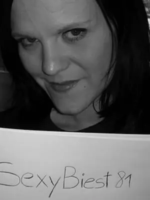Weiteres Foto von SexyBiest81 – Anmelden zum Freischalten