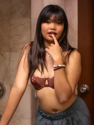 Weiteres Foto von SexyCaramel – Anmelden zum Freischalten