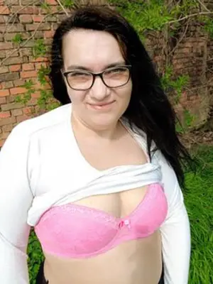 Weiteres Foto von sexygir1987 – Anmelden zum Freischalten