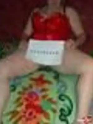 Weiteres Foto von sexyhexe0 – Anmelden zum Freischalten