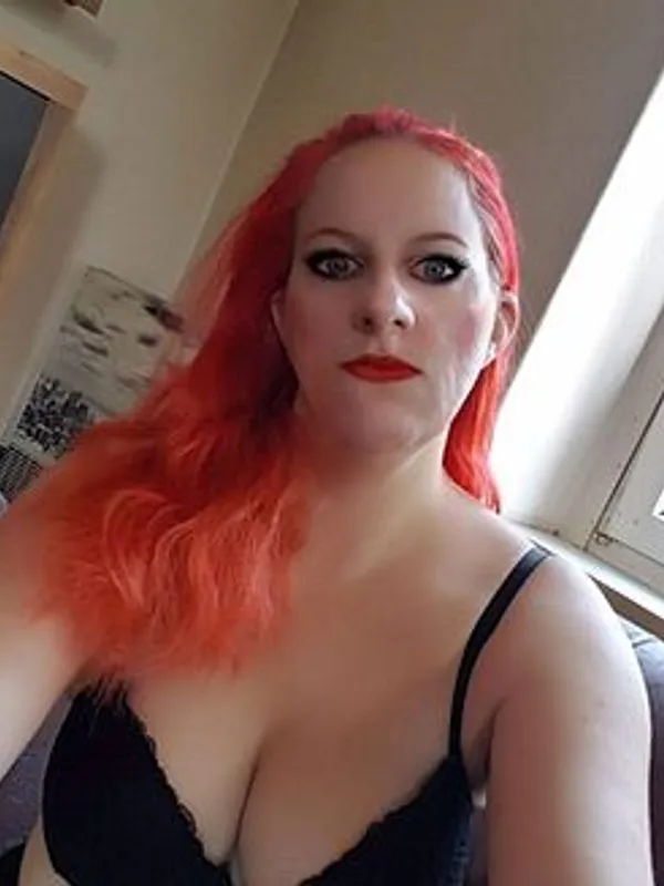 Parkplatzsex sexysondi84, 42 aus Wien