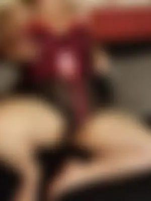 Weiteres Foto von sexytyra2804 – Anmelden zum Freischalten
