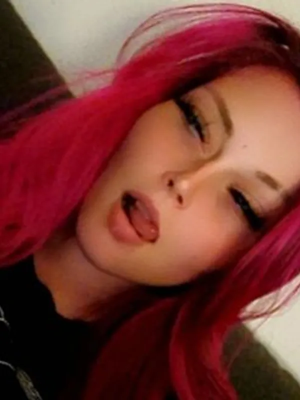 Parkplatzsex Shawtyy0301, 28 aus Berlin