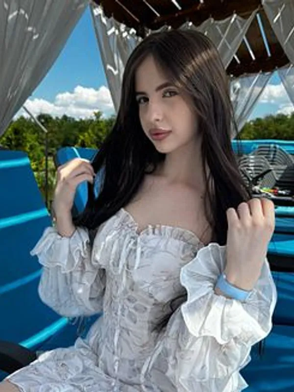 Parkplatzsex Sinful_Sapphireee, 21 aus Iserlohn