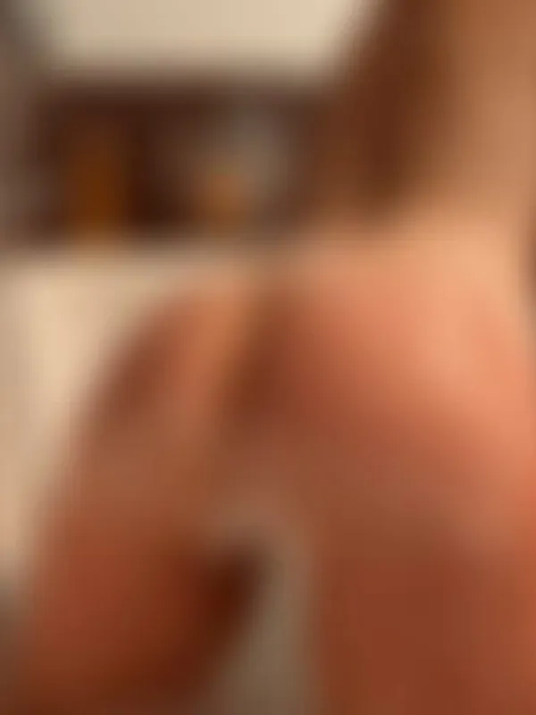 Parkplatzsex Sophiee_innocent_, 33 aus München