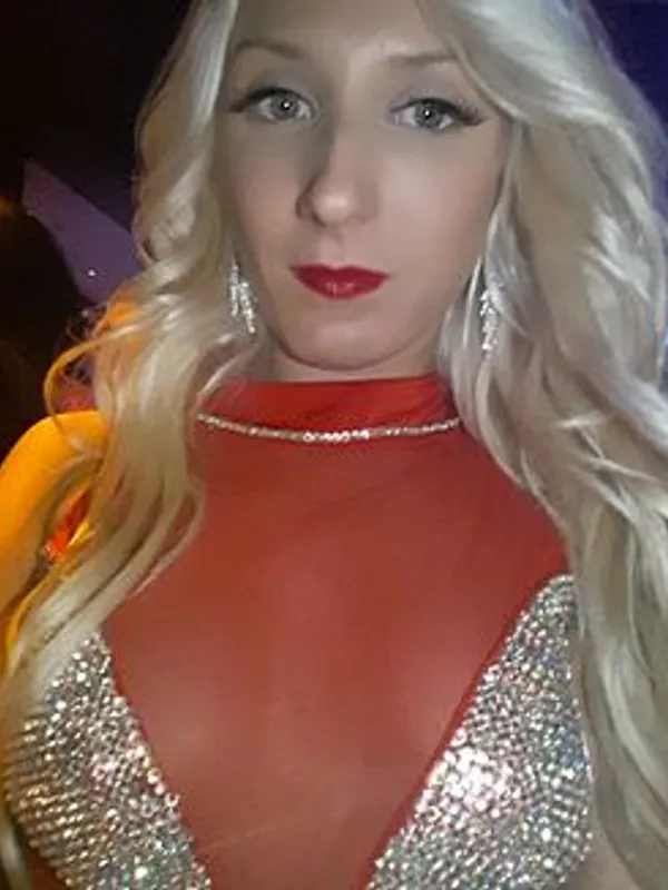 Parkplatzsex SophieTheOne, 35 aus Bern