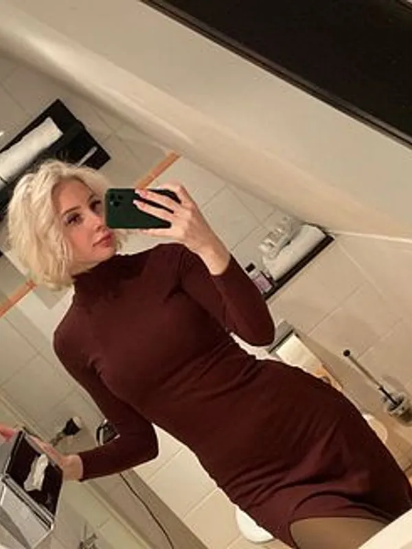 Parkplatzsex Stellamonroe1, 25 aus Herten