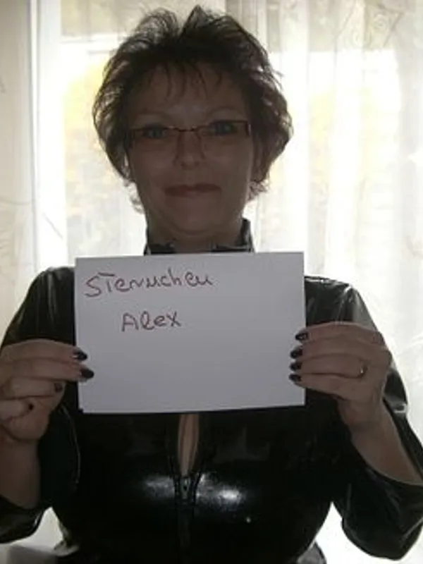 Parkplatzsex sternchenalex, 57 aus Krefeld