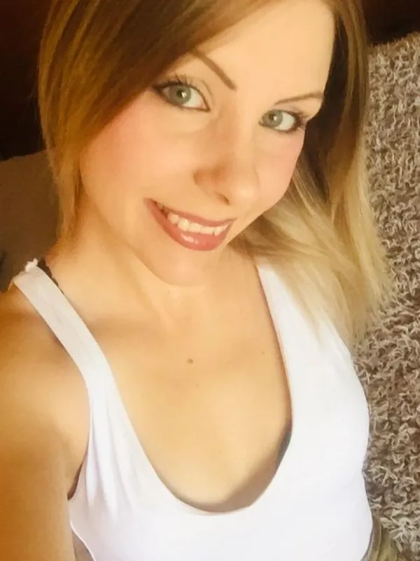 Parkplatzsex StudentinHot, 27 aus Frankfurt am Main