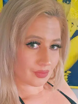 Weiteres Foto von Stunnaagirll – Anmelden zum Freischalten