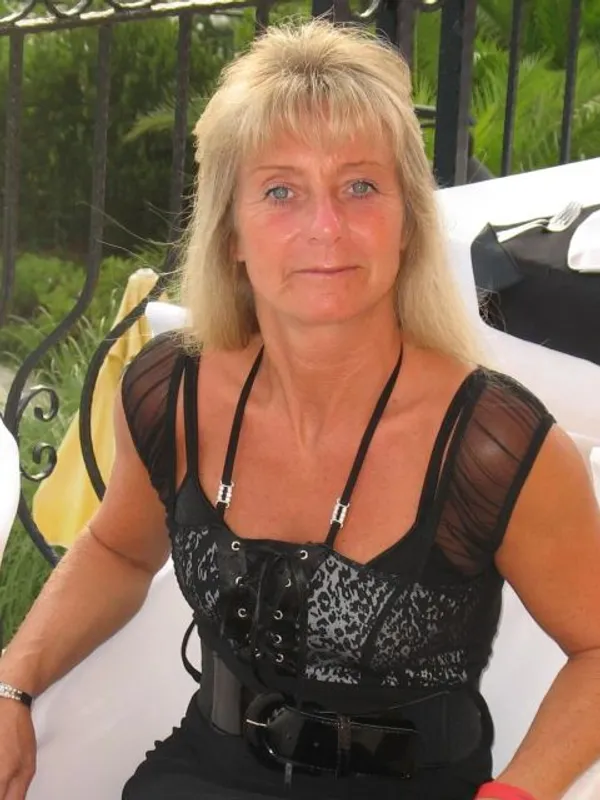 Parkplatzsex Sunshinemary, 62 aus Dortmund