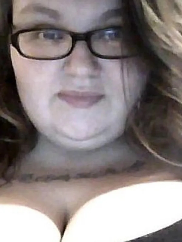 Parkplatzsex sweetbbw, 30 aus Zweibrücken