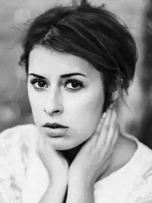 Weiteres Foto von SweetCharlize – Anmelden zum Freischalten