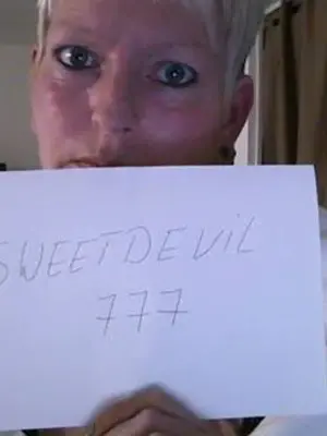 Weiteres Foto von SWEETDEVIL777 – Anmelden zum Freischalten