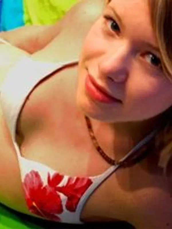Parkplatzsex SweetGoldenSun, 34 aus Berlin