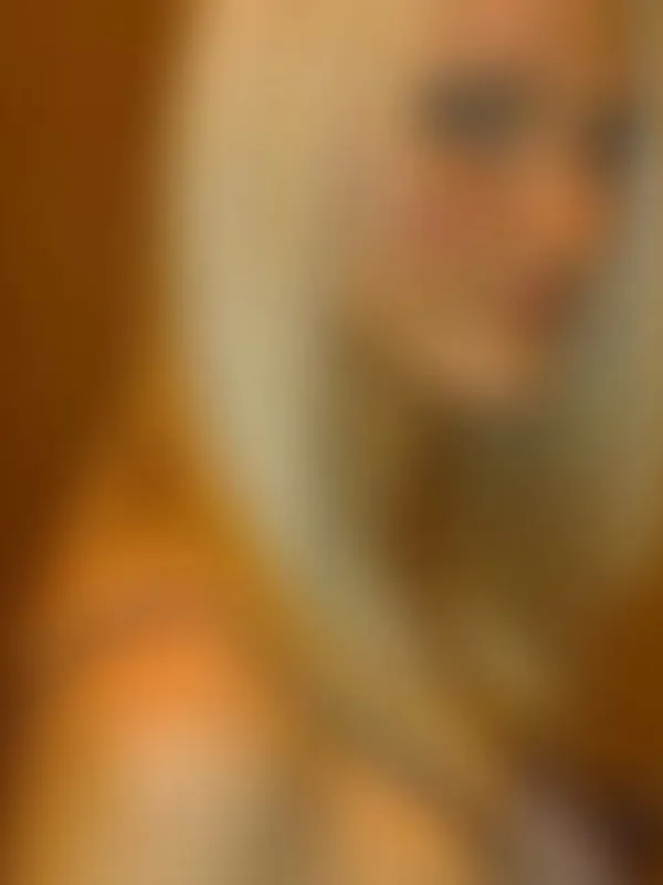 Parkplatzsex SweetJusi18, 33 aus Halle (Saale)