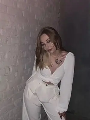 SweetLiliy, 21