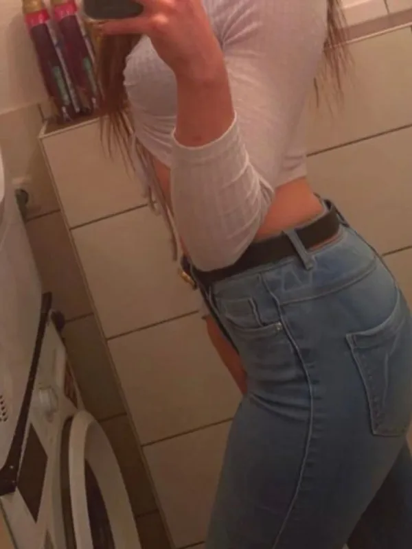 Parkplatzsex sweetlina69, 31 aus Erfurt