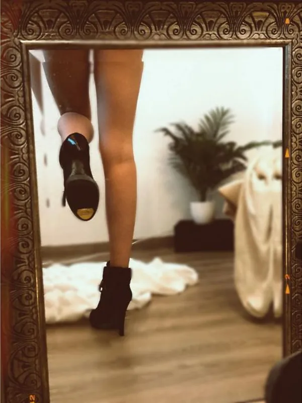 Parkplatzsex SweetMelon, 25 aus Berlin